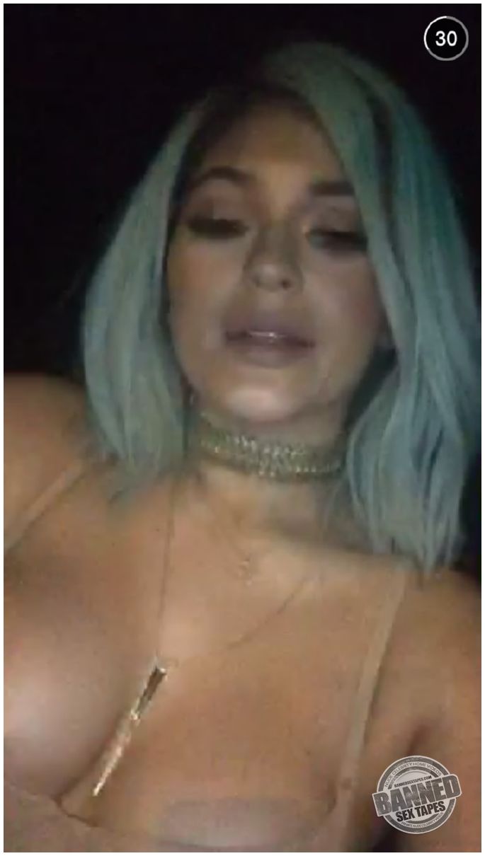 Kylie-Jenner-Nude