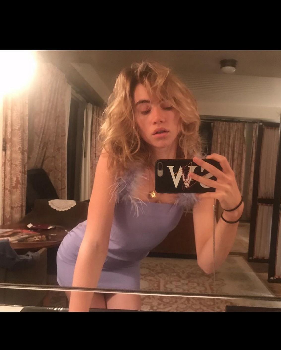 Suki Waterhouse Leaked Selfie